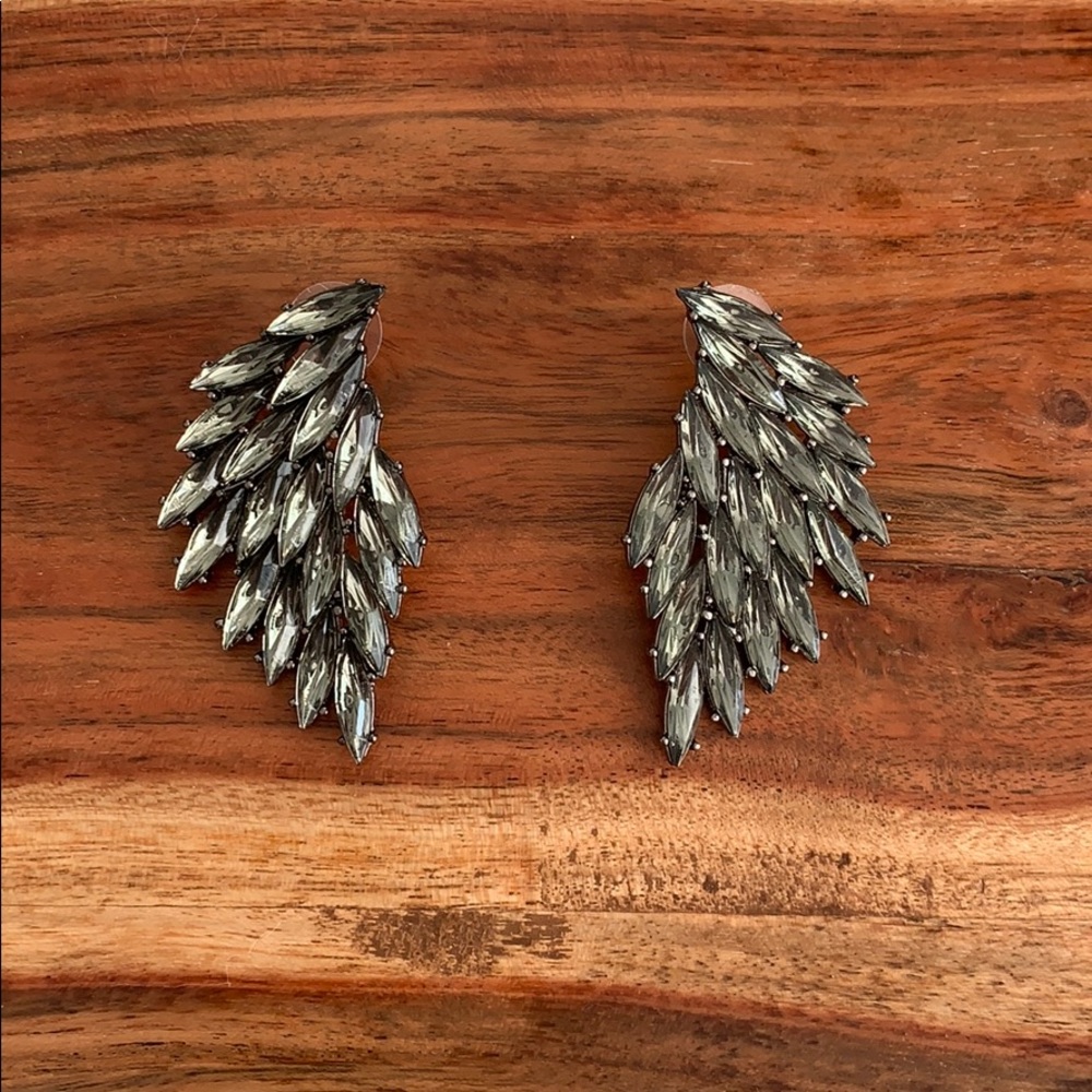 Grey Stone Wing Earrings